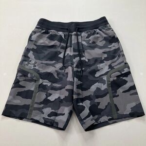 Under Armour Sportstyle Elite Cargo Shorts 9” Black Camo 1373868-002 Mens Medium
